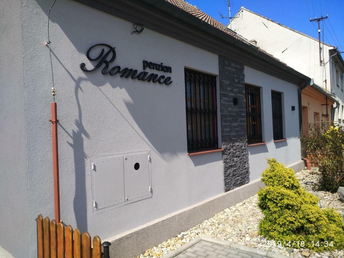 Penzion Romance Břeclav Екстериор снимка